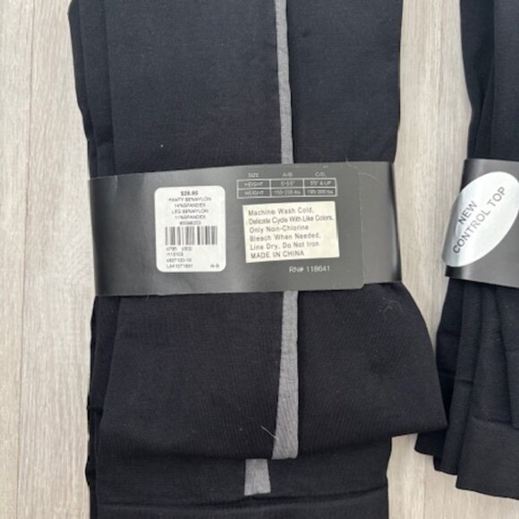 NWT Lane Bryant Black Footless Control Top Legging 1X - Picture 3 of 3